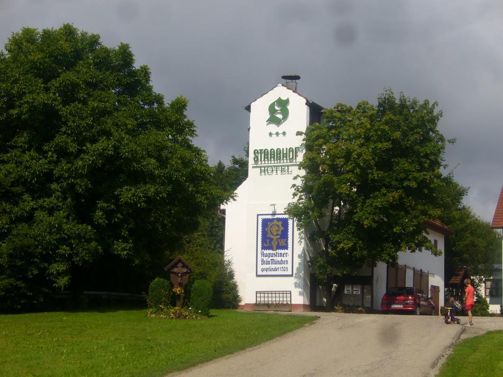 Hotel Strasshof Pfaffenhofen an der Ilm Kültér fotó
